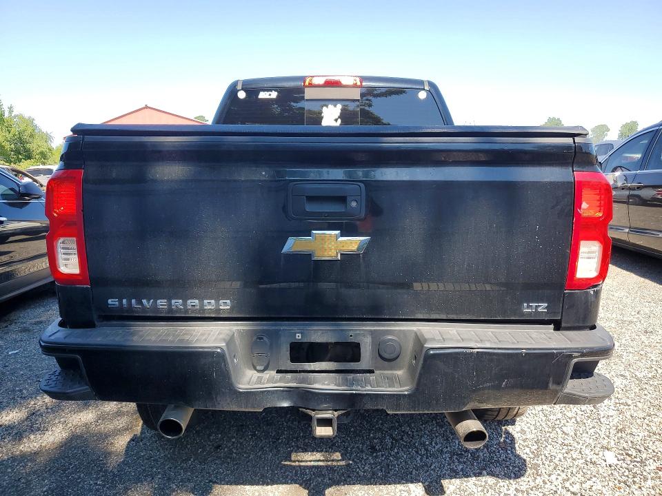 62970236 :رقم المزاد ، 3GCUKSEC3JG460261 vin ، 2018 Chevrolet Silverado مزاد بيع