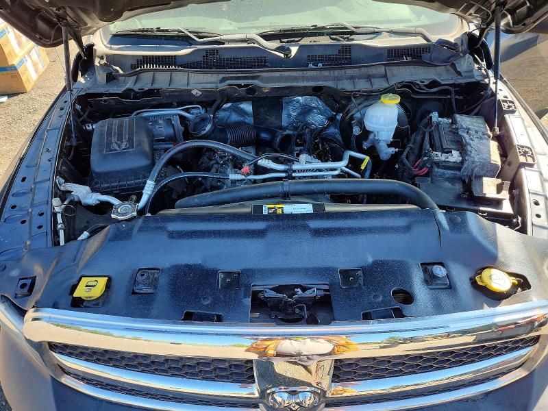 65945786 :رقم المزاد ، 1C6RR7FTXJS328353 vin ، 2018 Ram 1500 مزاد بيع