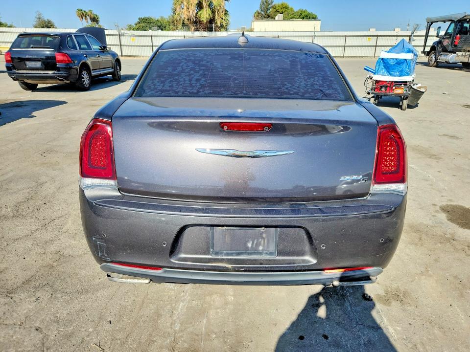 Aukcja sprzedaży 2015 Chrysler 300, vin: 2C3CCABG1FH802926, numer aukcji: 66730796