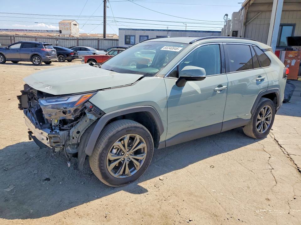 Auction sale of the 2022 Toyota Rav4, vin: 4T3B6RFV6NU099943, lot number: 65240846