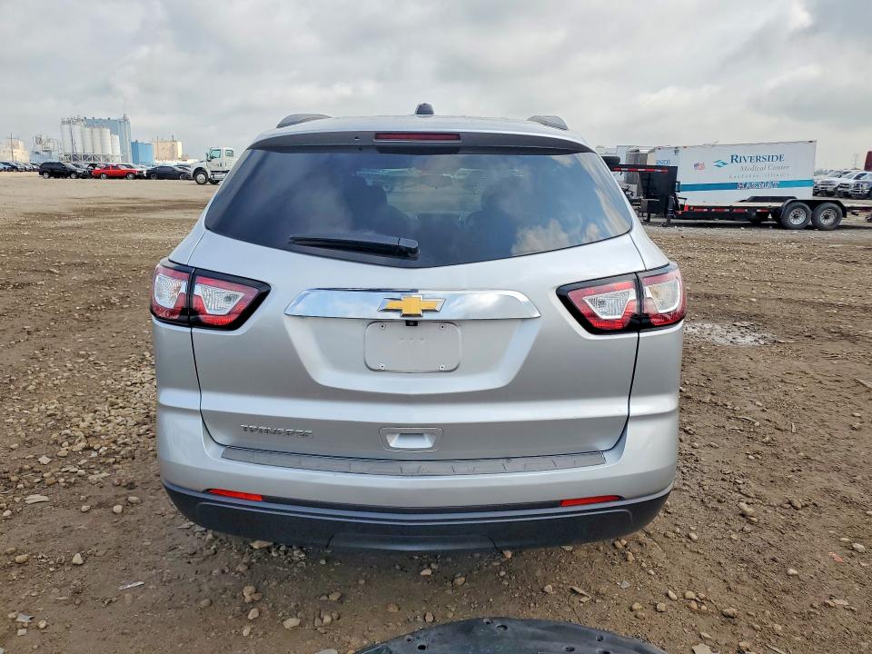Продаж на аукціоні авто 2017 Chevrolet Traverse, vin: 1GNKRFKDXHJ299379, номер лоту: 64329016