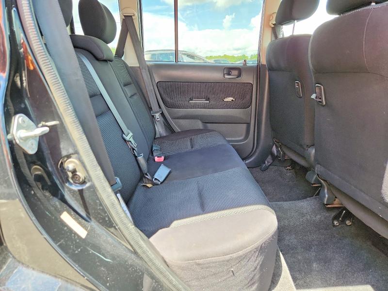 63529516 :رقم المزاد ، JTLKT324840147534 vin ، 2004 Scion Xb مزاد بيع