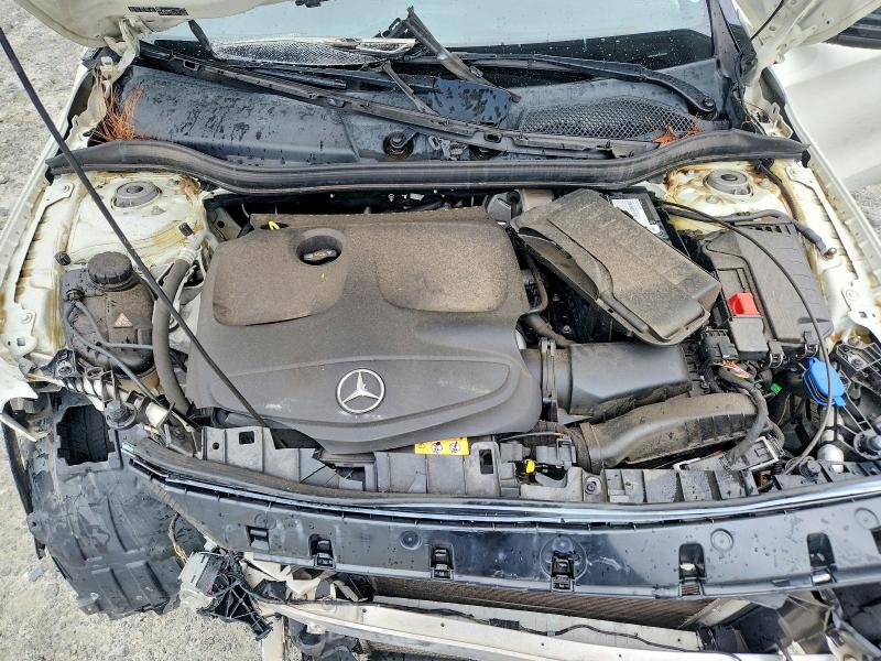63994196 :رقم المزاد ، WDCTG4EB7HJ329398 vin ، 2017 Mercedes-benz Gla مزاد بيع