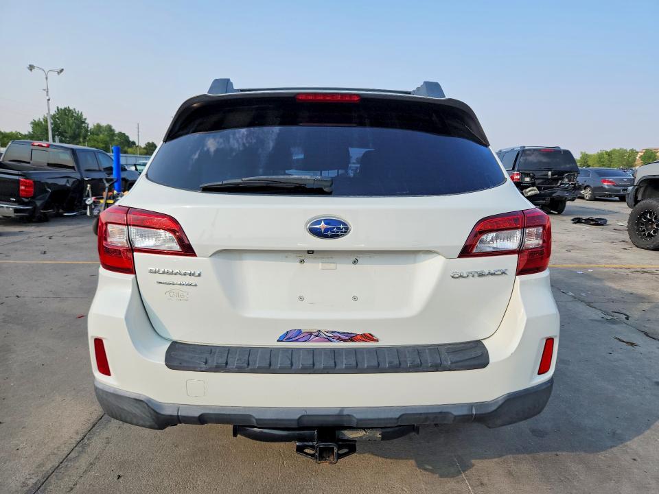 Продаж на аукціоні авто 2015 Subaru Outback, vin: 4S4BSBNC8F3242023, номер лоту: 64088846