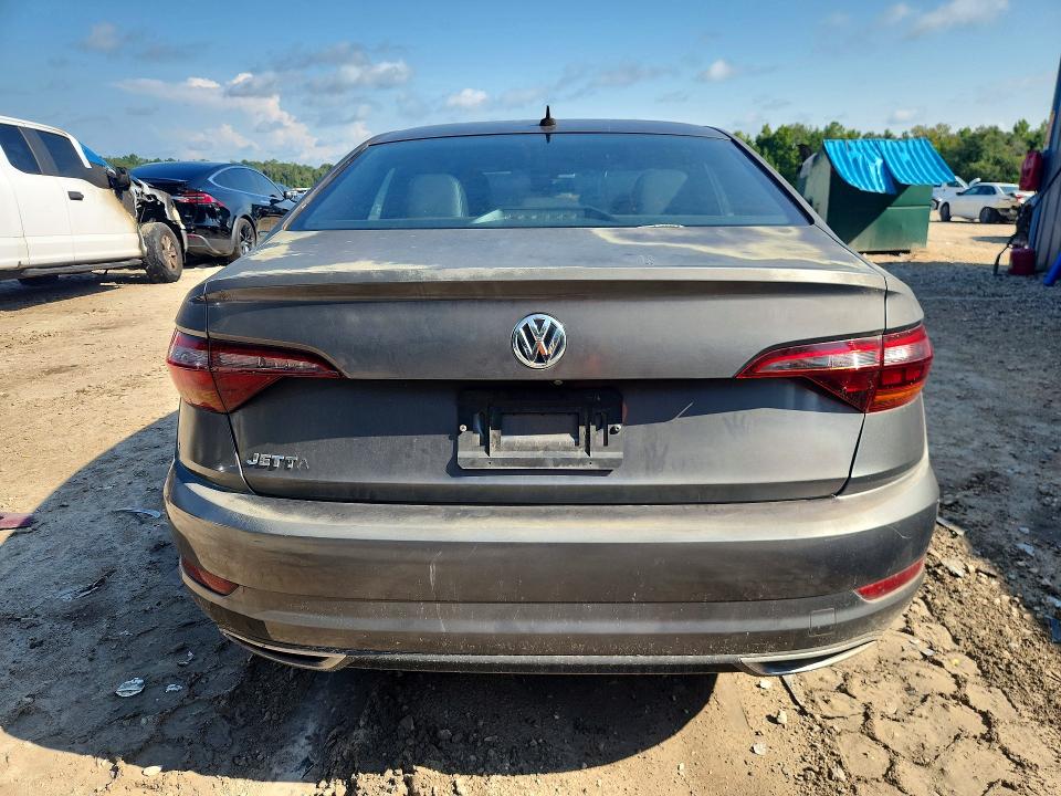 Продажа на аукционе авто 2019 Volkswagen Jetta, vin: 3VWC57BU2KM043744, номер лота: 65740406
