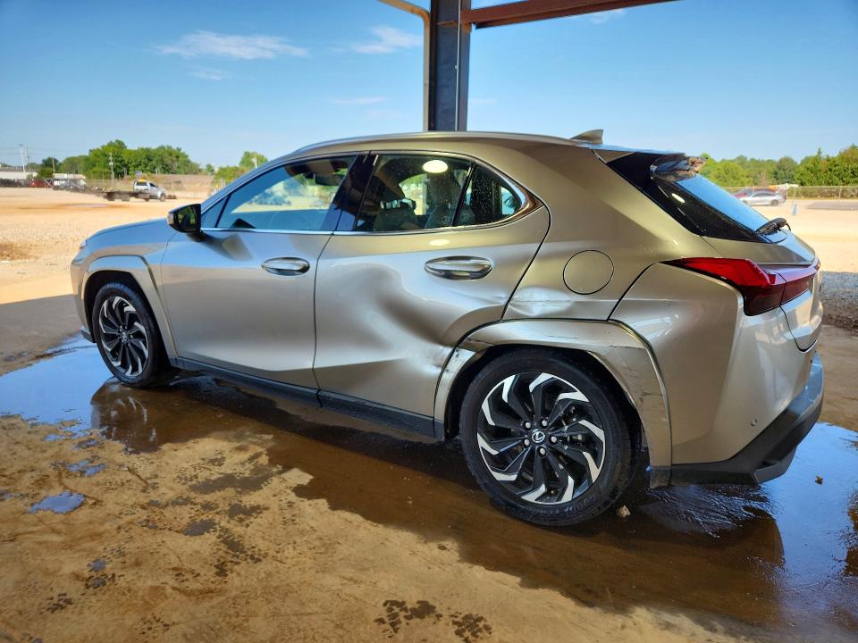 65388516 :رقم المزاد ، JTHP3JBH9N2056530 vin ، 2022 Lexus Ux 200 مزاد بيع