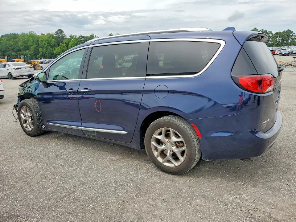 63561156 :رقم المزاد ، 2C4RC1GG5JR273918 vin ، 2018 Chrysler Pacifica مزاد بيع