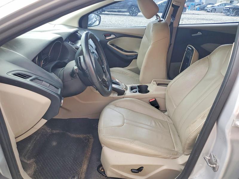 67236306 :رقم المزاد ، 1FAHP3M22CL160563 vin ، 2012 Ford Focus مزاد بيع