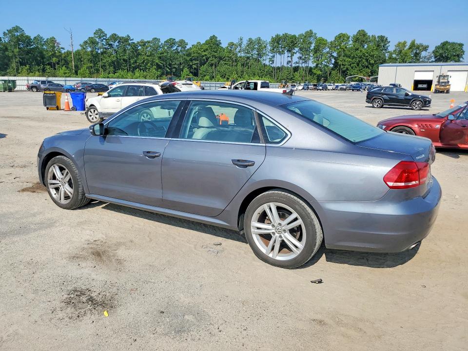 Продажа на аукционе авто 2014 Volkswagen Passat, vin: 1VWBS7A35EC120027, номер лота: 65870666
