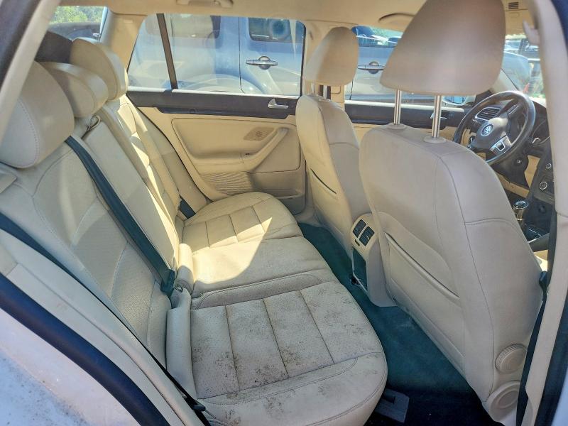 65256586 :رقم المزاد ، 3VWML7AJ2DM661103 vin ، 2013 Volkswagen Jetta مزاد بيع