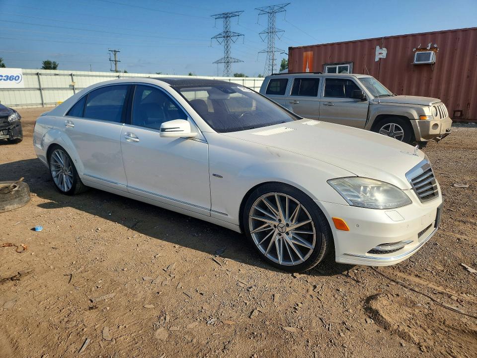 63905526 :رقم المزاد ، WDDNG8DB0CA420499 vin ، 2012 Mercedes-benz S مزاد بيع