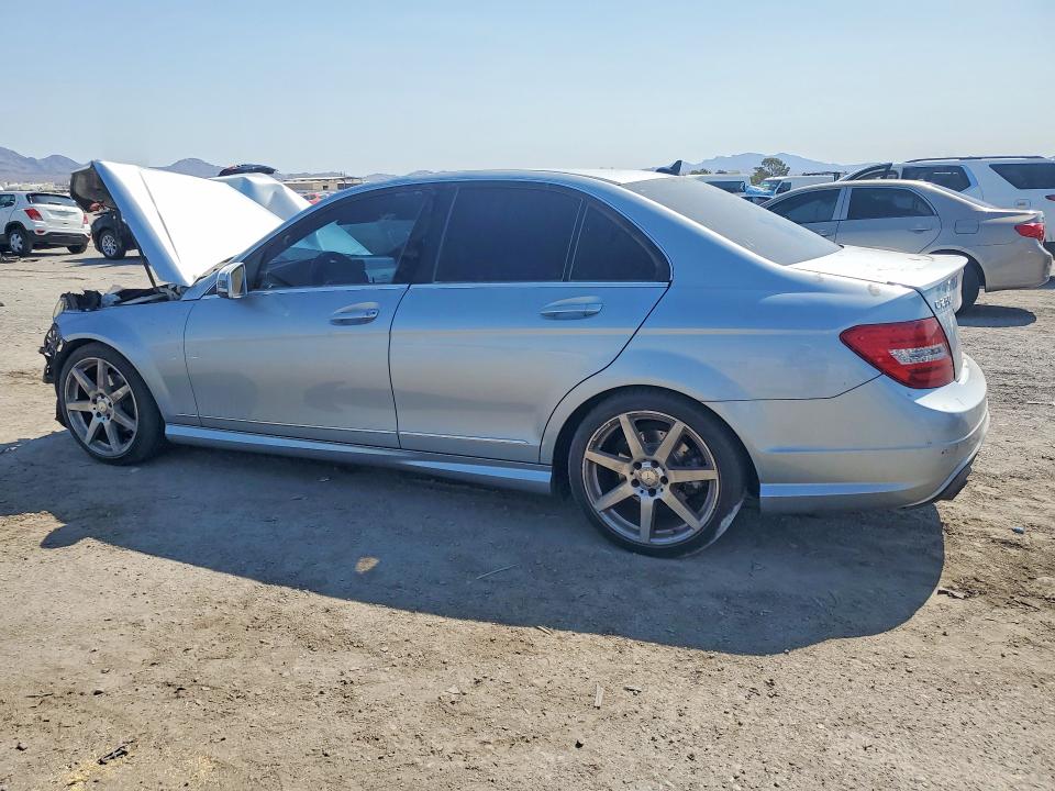Продаж на аукціоні авто 2013 Mercedes-benz C, vin: WDDGF4HB6DR273431, номер лоту: 64643746