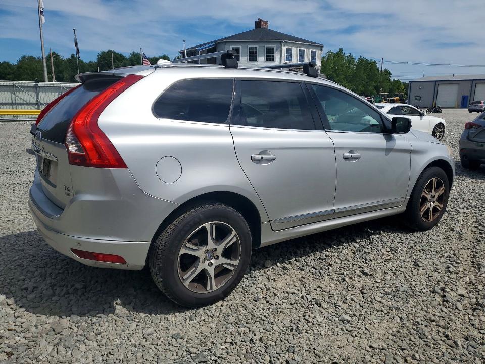 Продажа на аукционе авто 2015 Volvo Xc60, vin: YV4902RM8F2663187, номер лота: 67330056