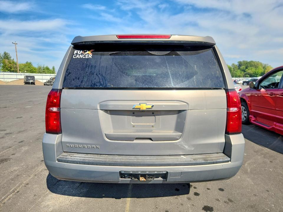 2018 Chevrolet Suburban მანქანა იყიდება აუქციონზე, vin: 1GNSKHKC2JR295308, აუქციონის ნომერი: 64839216