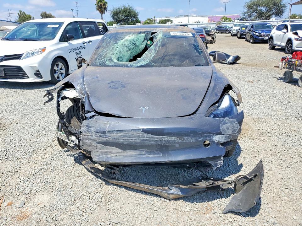 65130226 :رقم المزاد ، 5YJ3E1EBXPF621336 vin ، 2023 Tesla Model 3 مزاد بيع