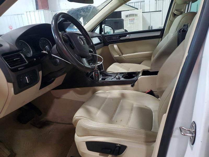 2017 Volkswagen Touareg მანქანა იყიდება აუქციონზე, vin: WVGEF7BP5HD002351, აუქციონის ნომერი: 63925616