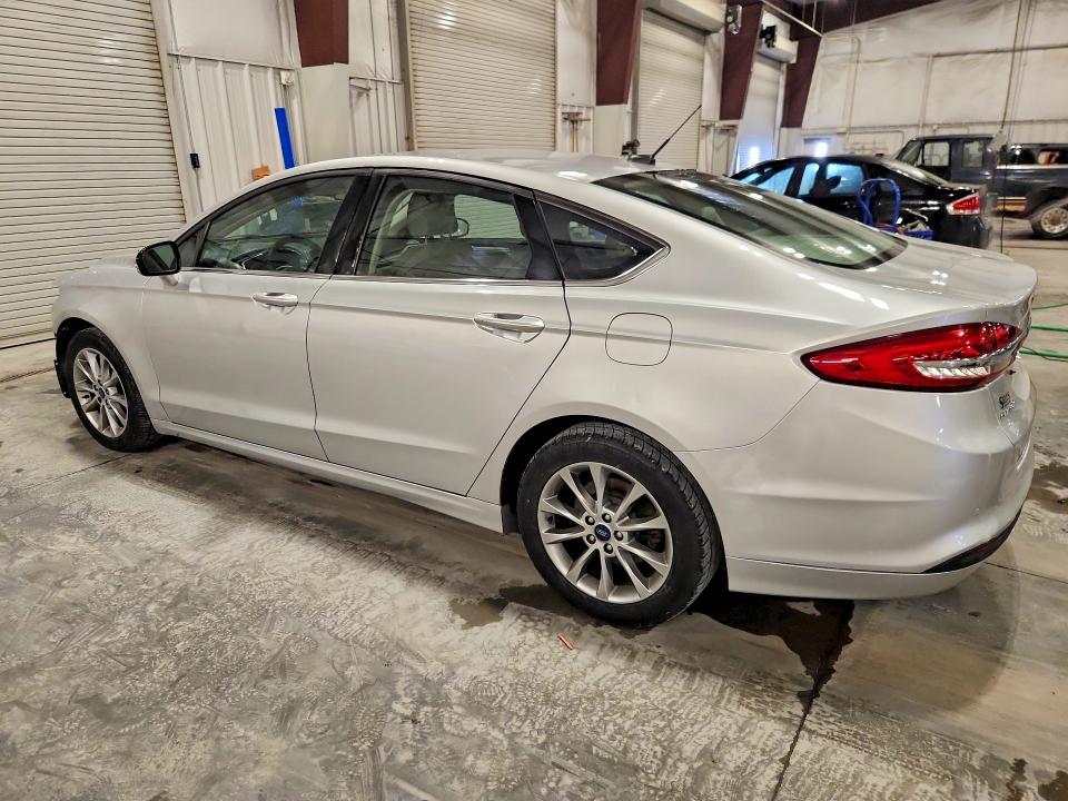 Продажа на аукционе авто 2017 Ford Fusion, vin: 3FA6P0H71HR383228, номер лота: 65754646