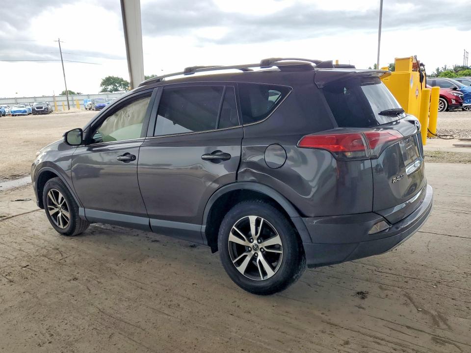 Auction sale of the 2018 Toyota Rav4, vin: JTMWFREV6JJ162681, lot number: 63252246