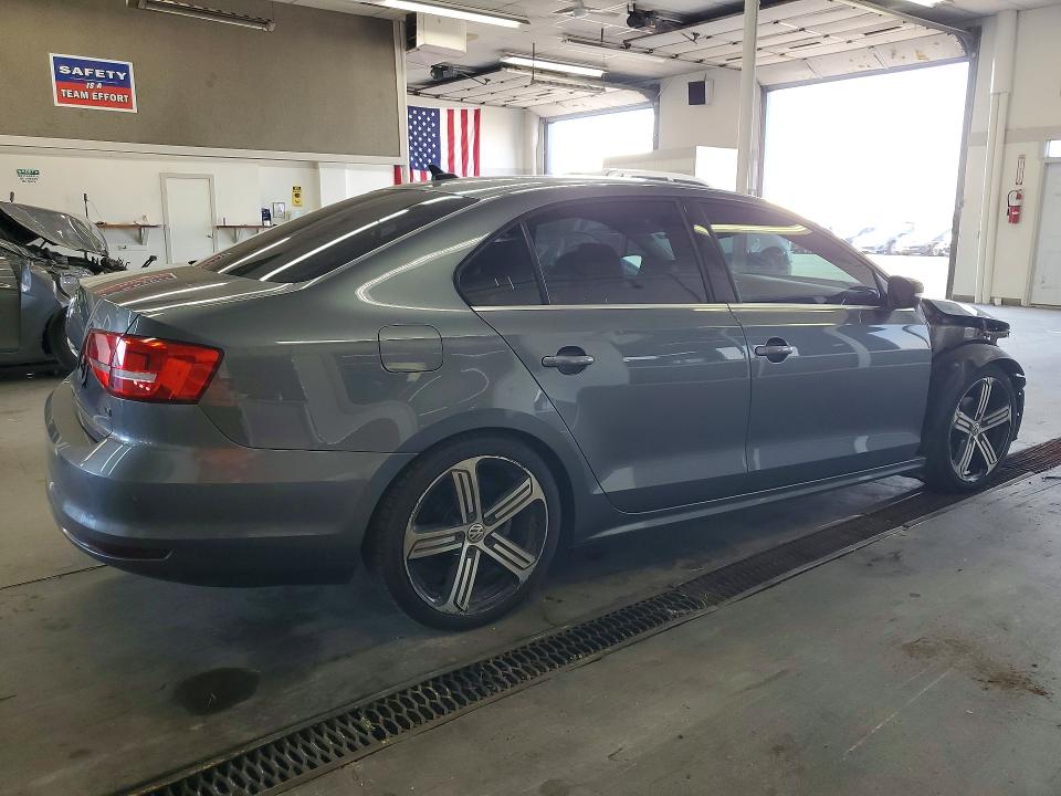 64295886 :رقم المزاد ، 3VW3A7AJ0FM425053 vin ، 2015 Volkswagen Jetta مزاد بيع