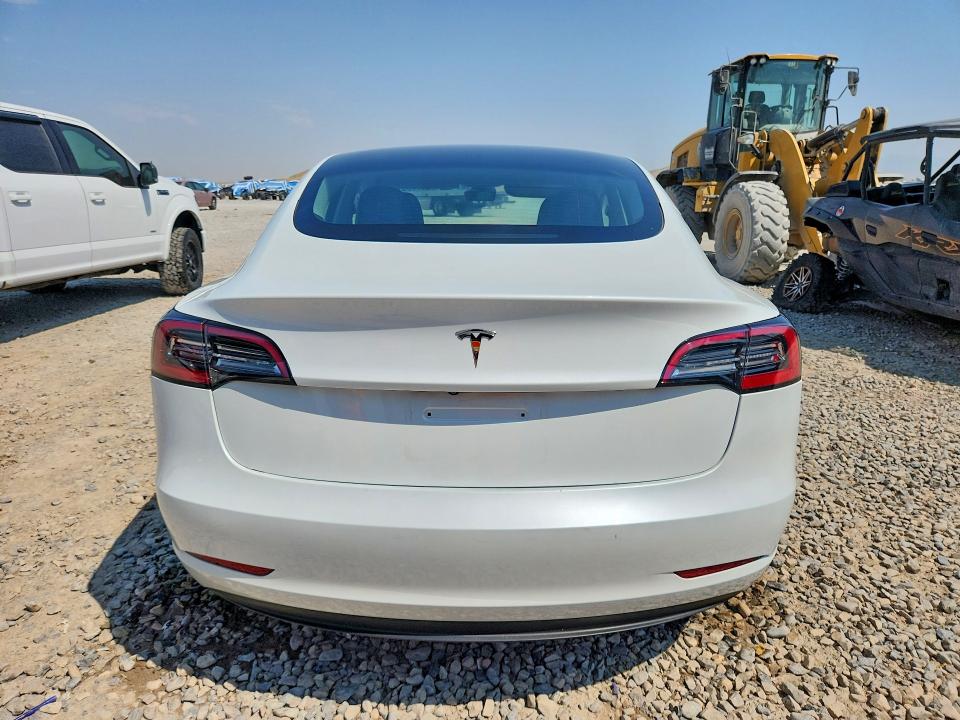2023 Tesla Model 3 მანქანა იყიდება აუქციონზე, vin: 5YJ3E1EA3PF456687, აუქციონის ნომერი: 64323846