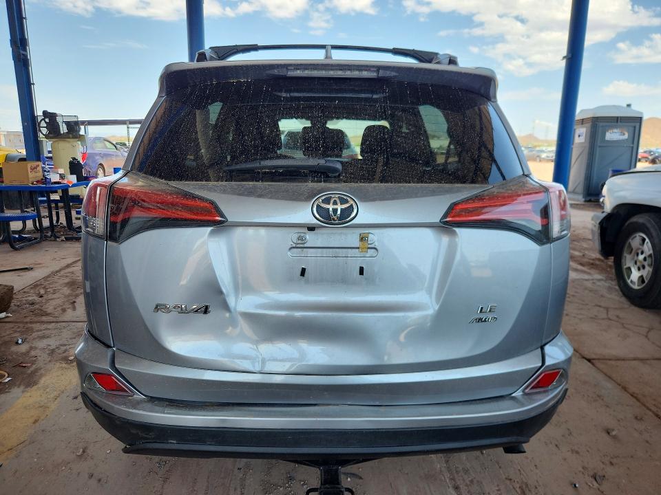 2017 Toyota Rav4 მანქანა იყიდება აუქციონზე, vin: 2T3BFREV0HW685883, აუქციონის ნომერი: 64560006