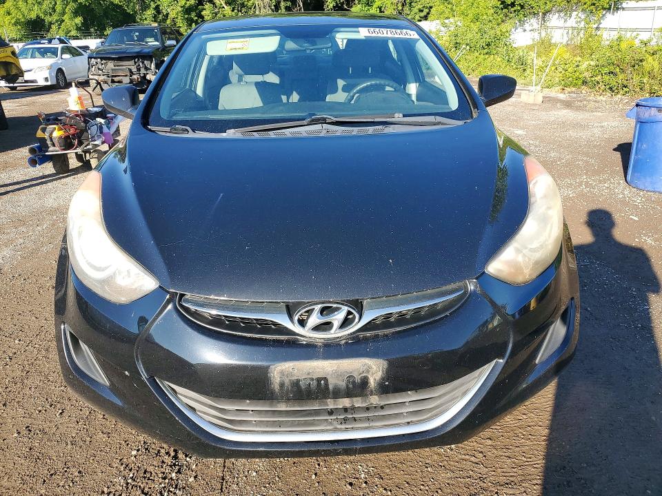 66078666 :رقم المزاد ، 5NPDH4AE7DH282237 vin ، 2013 Hyundai Elantra مزاد بيع