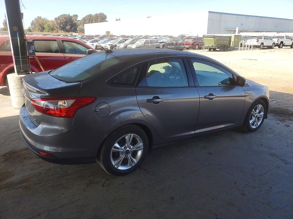 2014 Ford Focus მანქანა იყიდება აუქციონზე, vin: 1FADP3F26EL265203, აუქციონის ნომერი: 64668376