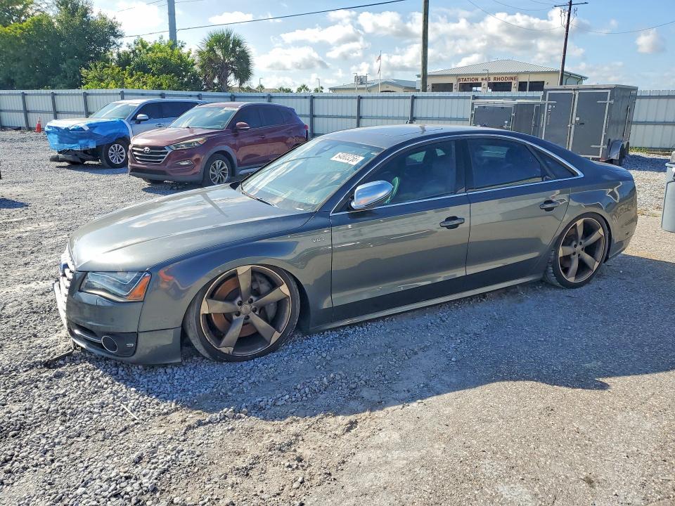Auction sale of the 2014 Audi S8, vin: WAUD2AFD1EN007994, lot number: 64803256
