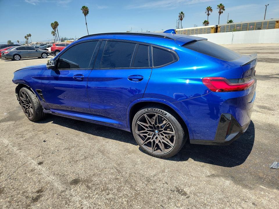 63895706 :رقم المزاد ، 5YM23EC04N9L47401 vin ، 2022 Bmw X4 مزاد بيع