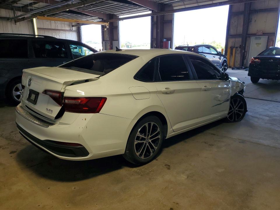 64281806 :رقم المزاد ، 3VWBM7BU6RM012800 vin ، 2024 Volkswagen Jetta مزاد بيع