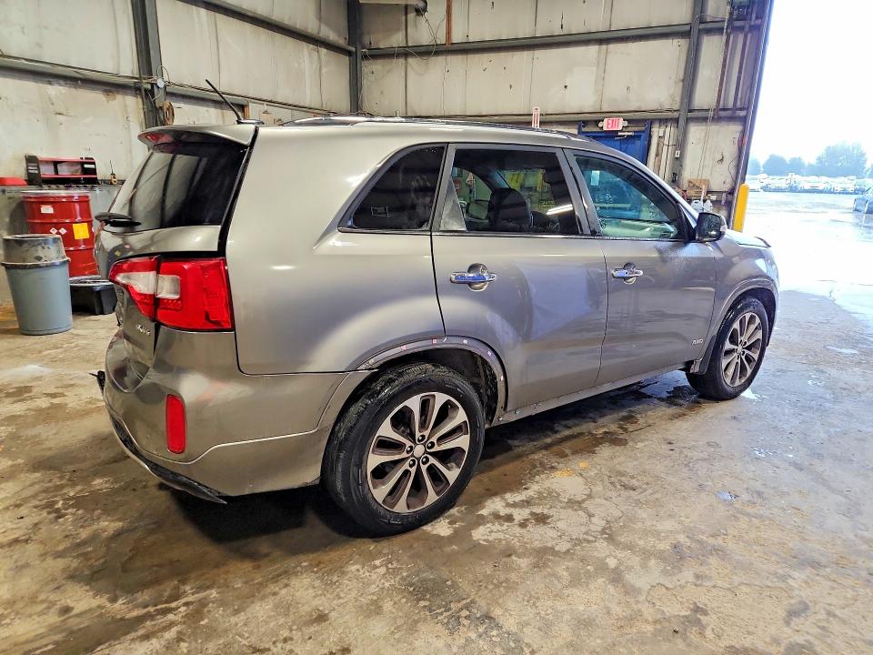 2015 Kia Sorento მანქანა იყიდება აუქციონზე, vin: 5XYKWDA76FG638086, აუქციონის ნომერი: 67248426