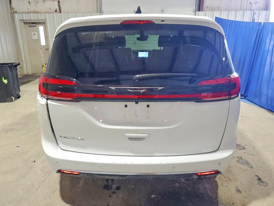 65521396 :رقم المزاد ، 2C4RC1BG3VR577164 vin ، 2027 Chrysler Pacifica مزاد بيع