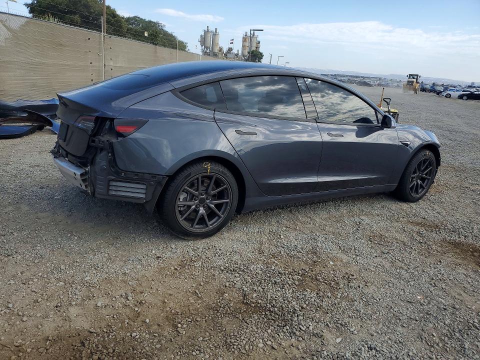 63860166 :رقم المزاد ، 5YJ3E1EA1KF396336 vin ، 2019 Tesla Model 3 مزاد بيع