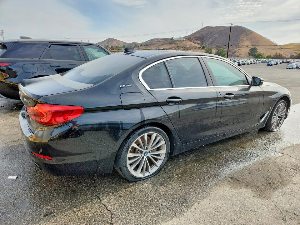 Продажа на аукционе авто 2019 Bmw 530e, vin: WBAJA9C53KB393607, номер лота: 61907666