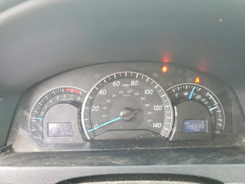 64192776 :رقم المزاد ، 4T1BF1FKXFU017181 vin ، 2015 Toyota Camry مزاد بيع