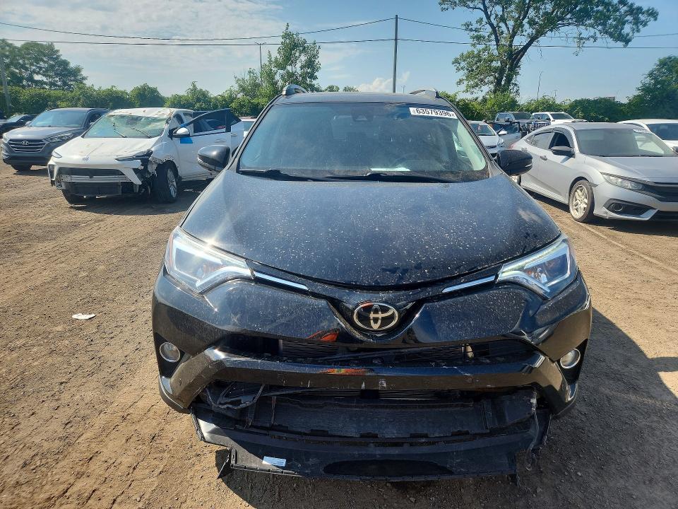 Продаж на аукціоні авто 2018 Toyota Rav4, vin: 2T3DFREV6JW715905, номер лоту: 63579396