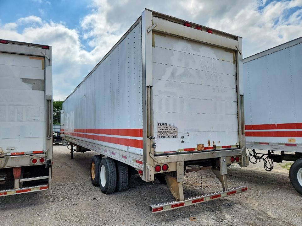 63767906 :رقم المزاد ، 1UYVS2489XU857708 vin ، 1999 Utility Trailer Trailer مزاد بيع