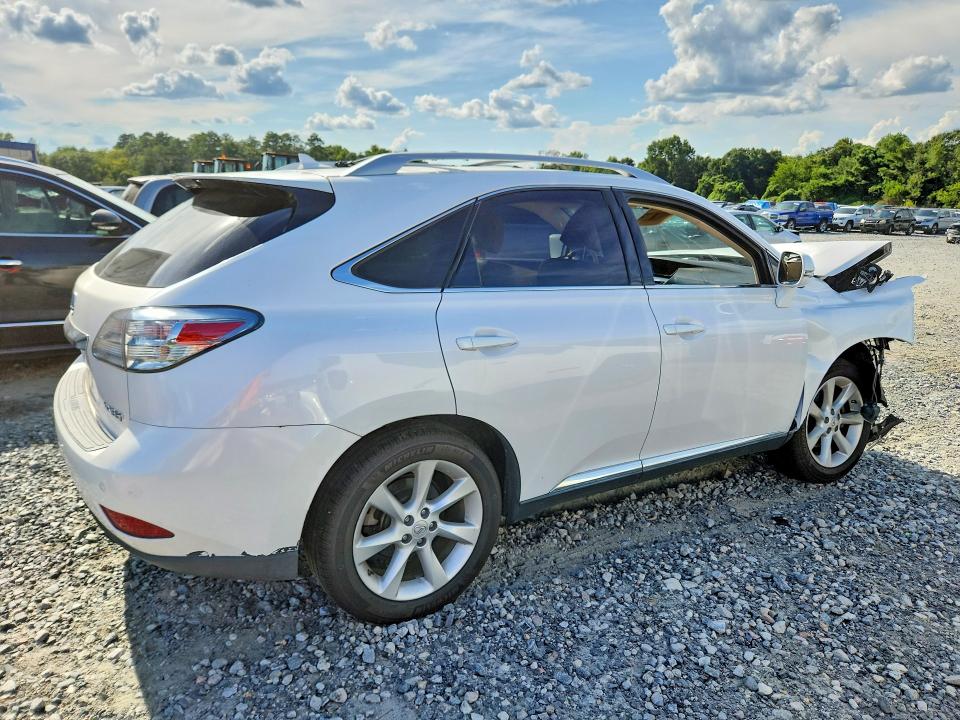 64231806 :رقم المزاد ، 2T2ZK1BA3BC053177 vin ، 2011 Lexus Rx مزاد بيع