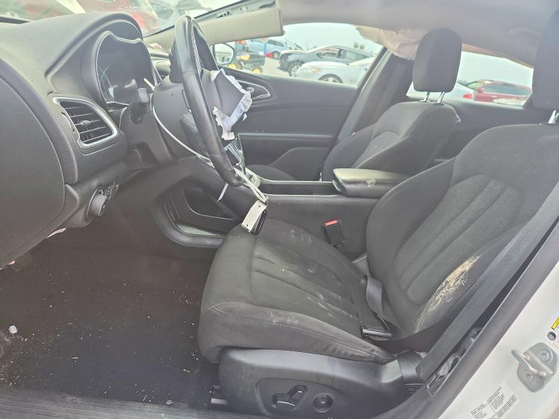 64378566 :رقم المزاد ، 1C3CCCAG8FN507181 vin ، 2015 Chrysler 200 مزاد بيع