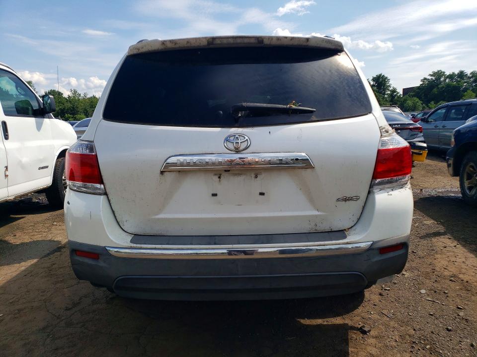 63127086 :رقم المزاد ، 5TDBK3EH3CS151631 vin ، 2012 Toyota Highlander مزاد بيع