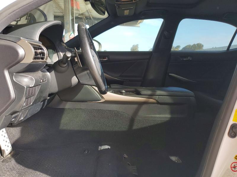 Продаж на аукціоні авто 2015 Lexus Is, vin: JTHBE1D28F5019353, номер лоту: 63539366
