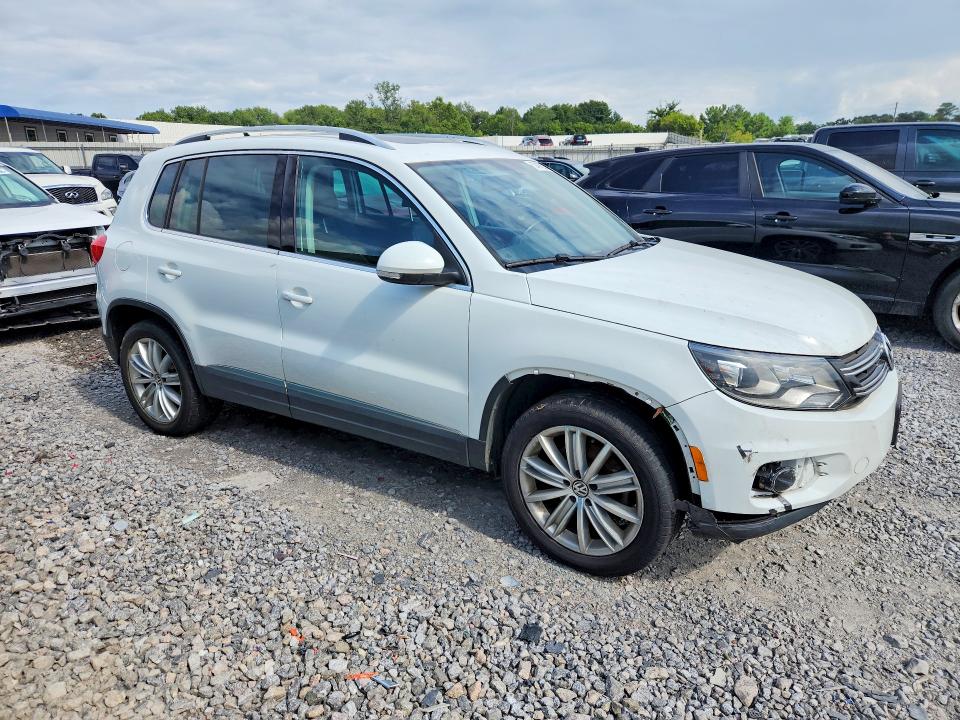 Aukcja sprzedaży 2016 Volkswagen Tiguan, vin: WVGBV7AX1GW612077, numer aukcji: 63475206