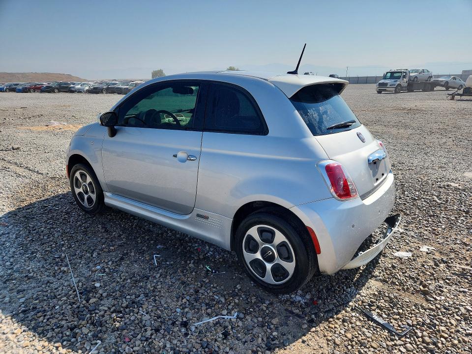 2014 Fiat 500 მანქანა იყიდება აუქციონზე, vin: 3C3CFFGE7ET172623, აუქციონის ნომერი: 62647186