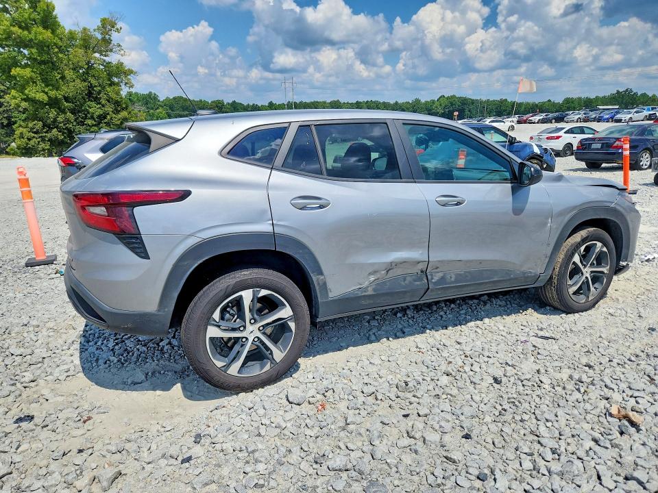 Продажа на аукционе авто 2025 Chevrolet Trax, vin: KL77LGEP7SC194996, номер лота: 64710396