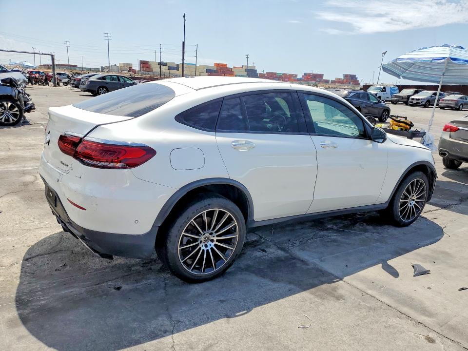 64634006 :رقم المزاد ، W1N0J8EB6MF948386 vin ، 2021 Mercedes-benz Glc Coupe مزاد بيع