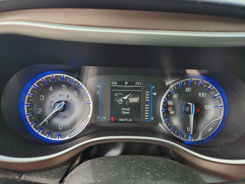 Продаж на аукціоні авто 2017 Chrysler Pacifica, vin: 2C4RC1BG2HR744795, номер лоту: 63679986