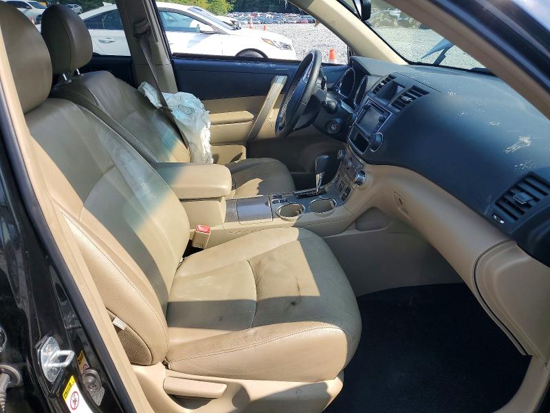 64665386 :رقم المزاد ، 5TDZK3EH5DS103189 vin ، 2013 Toyota Highlander مزاد بيع