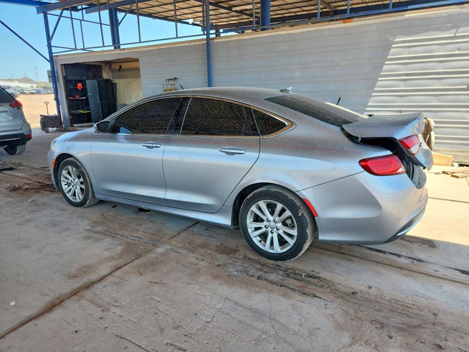 64317856 :رقم المزاد ، 1C3CCCAB2FN646260 vin ، 2015 Chrysler 200 مزاد بيع