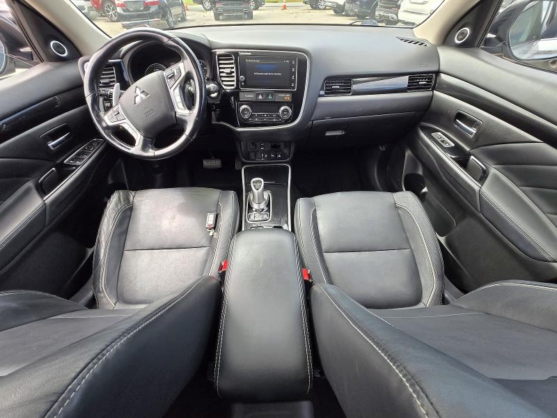2018 Mitsubishi Outlander მანქანა იყიდება აუქციონზე, vin: JA4J24A55JZ051064, აუქციონის ნომერი: 65999576