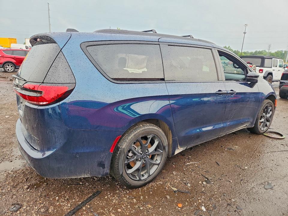 Продажа на аукционе авто 2025 Chrysler Pacifica, vin: 2C4RC3GG1SR573372, номер лота: 64498726